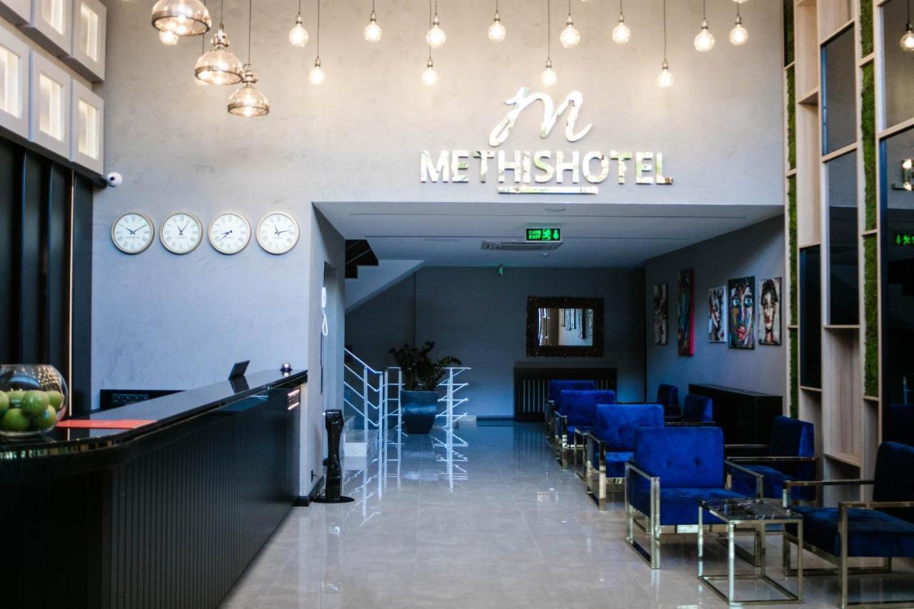 Methishotel Karsiyaka  Екстериор снимка