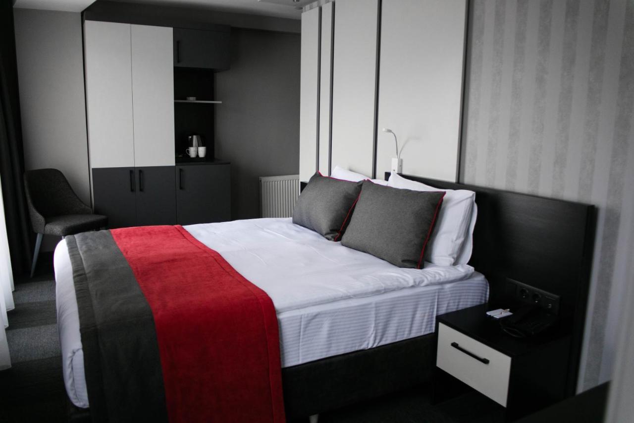 Methishotel Karsiyaka  Екстериор снимка