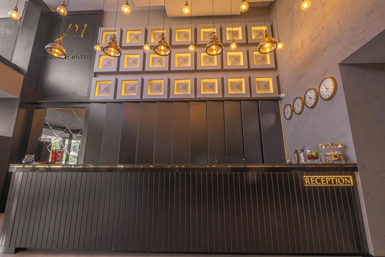 Methishotel Karsiyaka  Екстериор снимка