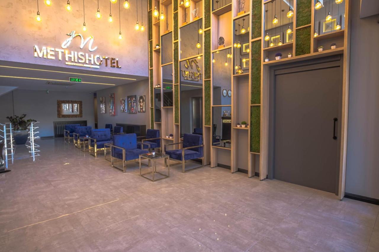 Methishotel Karsiyaka  Екстериор снимка