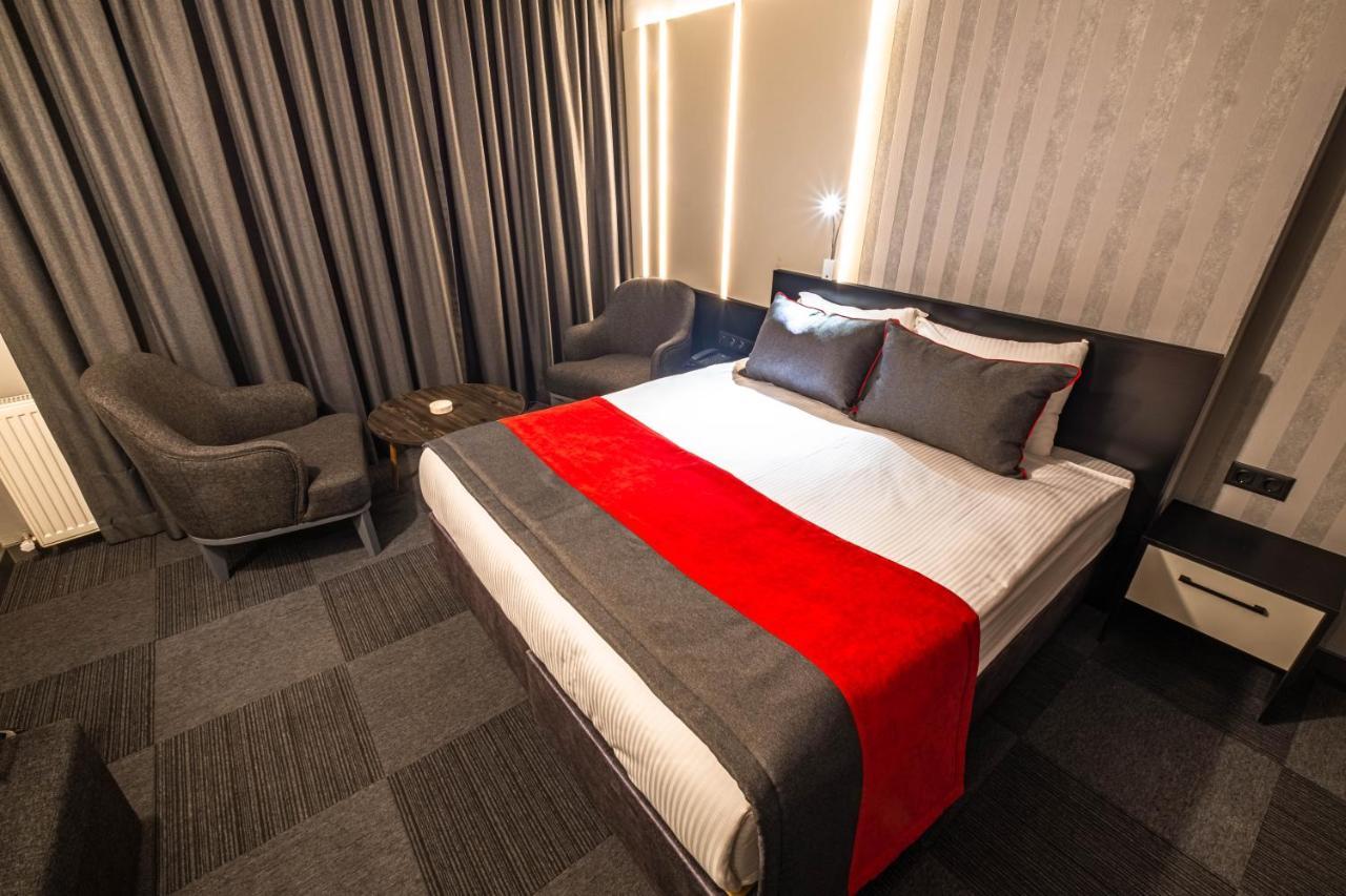 Methishotel Karsiyaka  Екстериор снимка
